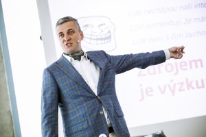 Jan Řezáč na konferenci X4B